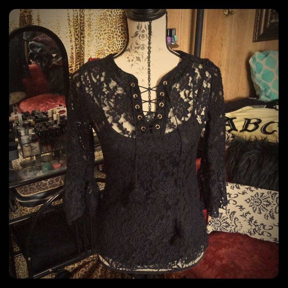 Lace Bell Sleeve Top